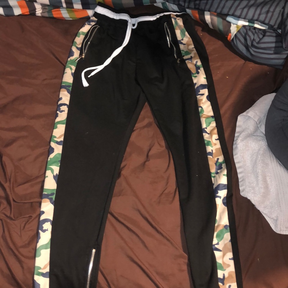 American stitch pants